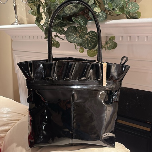 Handbags - GOLDENBLEU Patent Leather Ruffled Top
Shoulder Bag